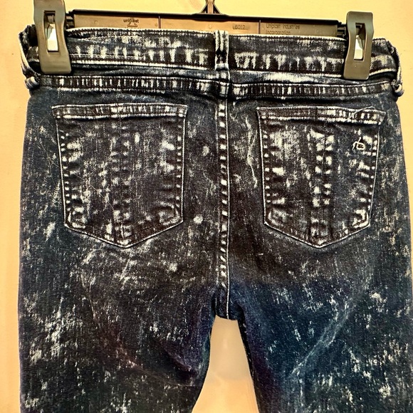rag & bone Blue Skinny Jeans w/ White Splatter Design Size 26 - Picture 3 of 6